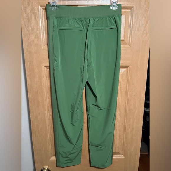 Athleta Green Brooklyn Mid Rise Ankle Pant NWOT Size 4 Activewear Athleisure - Picture 8 of 12